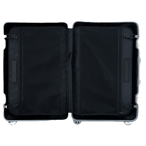 Silberfarbener Aluminium-Koffer